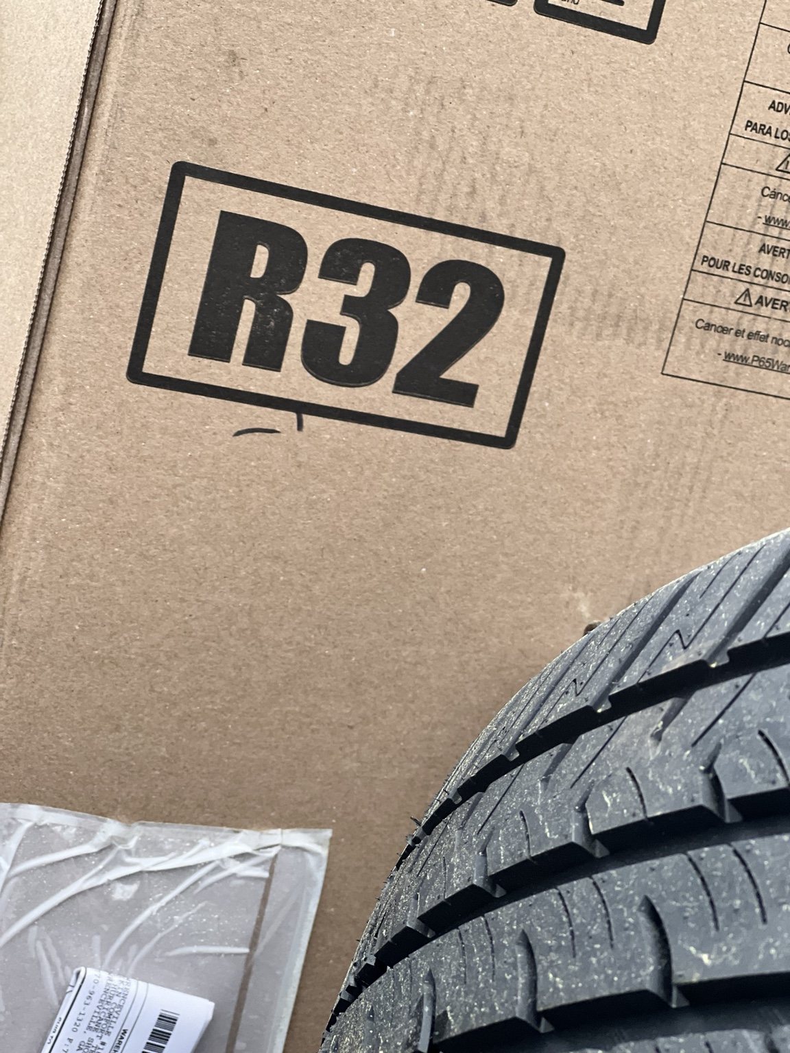 R32 refrigerant photo